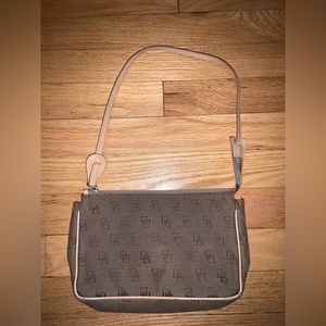 Dooney & bourke monogram shoulder bag